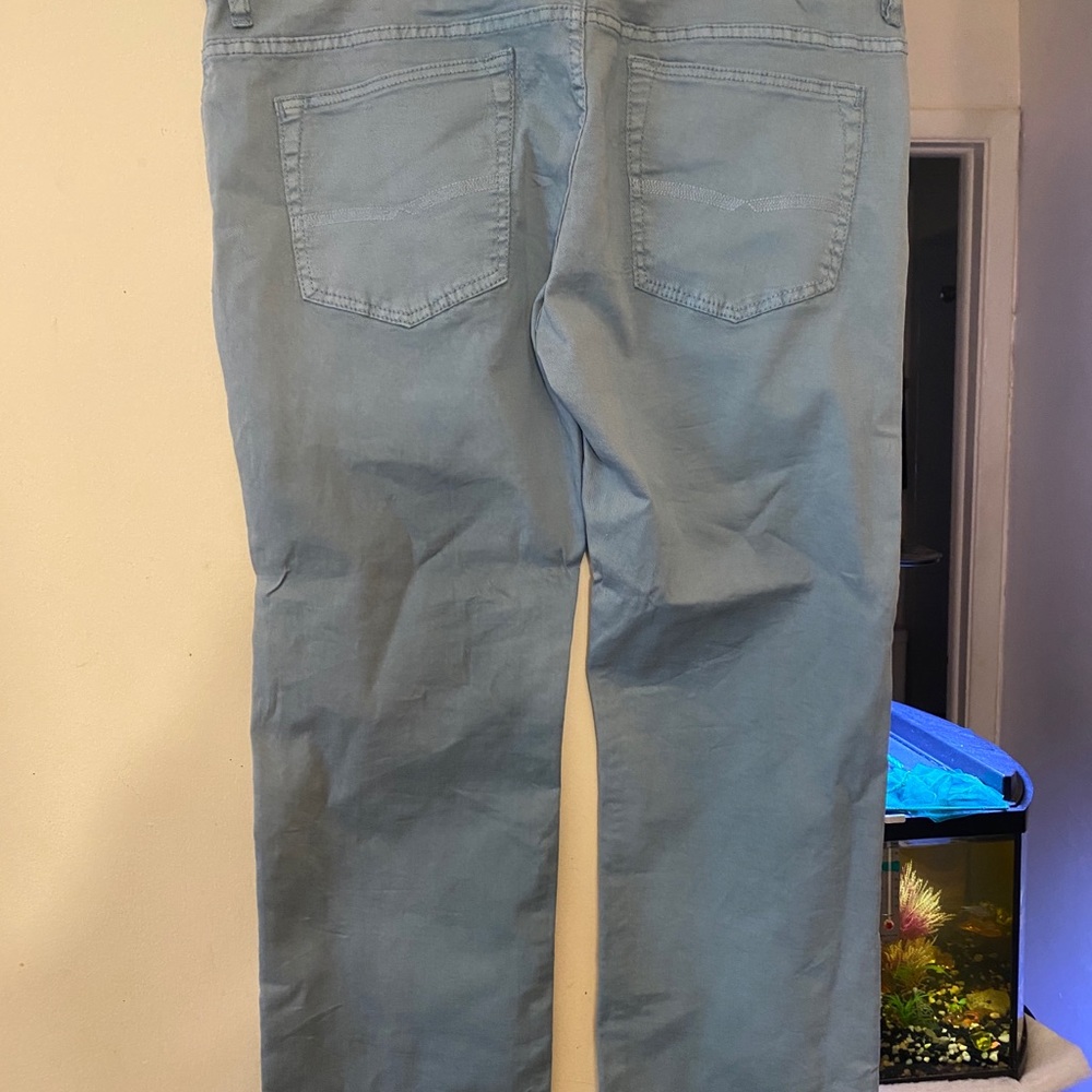 TWO PAIRS MENS STYLISH JEANS - Picture 5 of 6